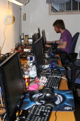 dvubb 图片点击可在新窗口打开查看