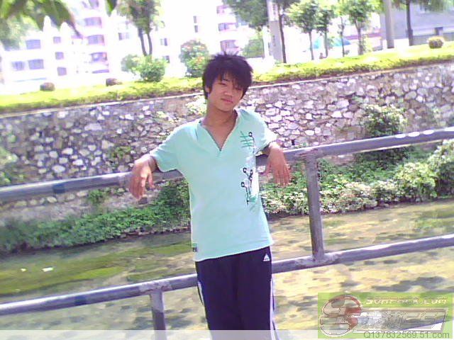 dvubb 图片点击可在新窗口打开查看