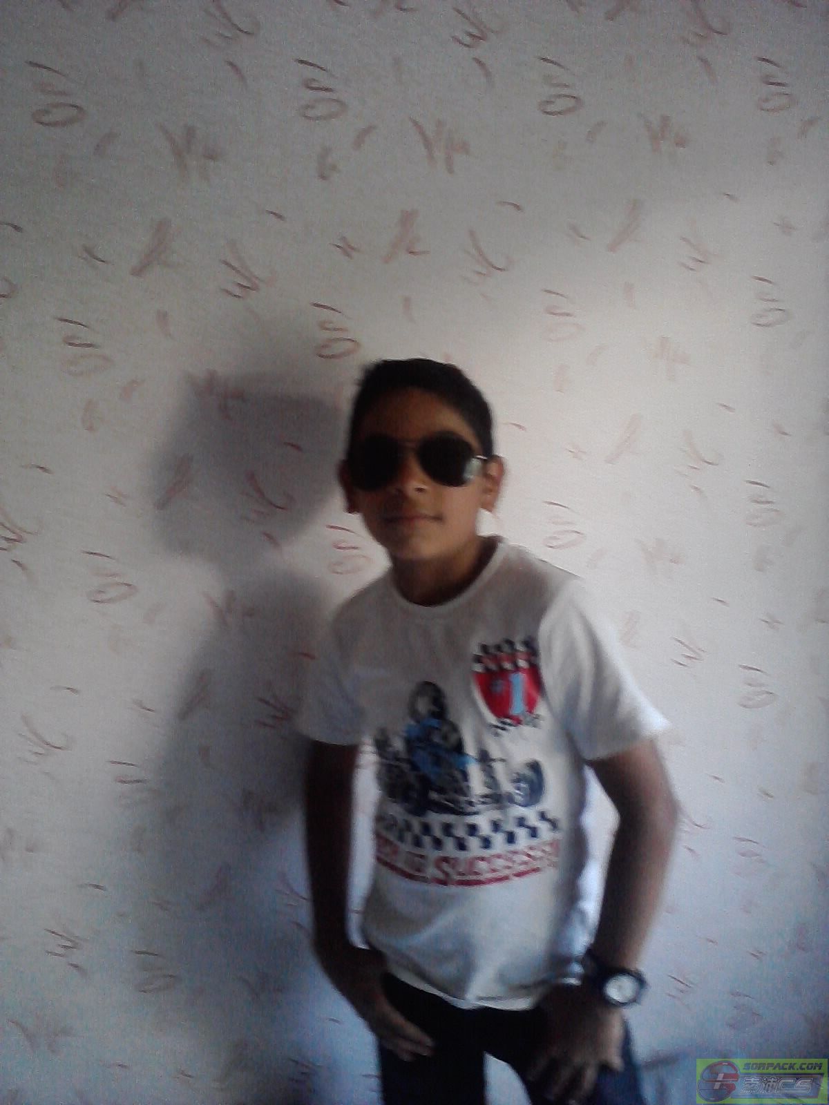 dvubb 图片点击可在新窗口打开查看