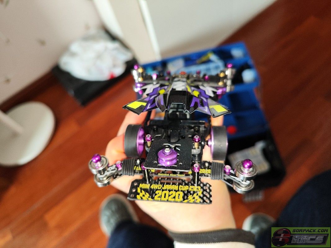 dvubb 图片点击可在新窗口打开查看